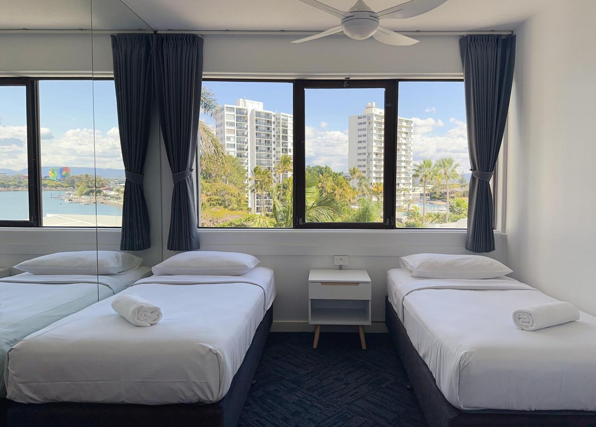 Tiki Hotel Apartments Surfers Paradise Gold Coast Camera foto